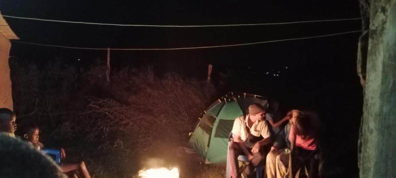 Maasai Homestay Camping Sekenani Kültér fotó